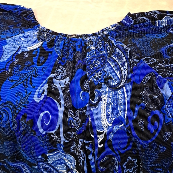 Roz & Ali - Picture 2 of 6